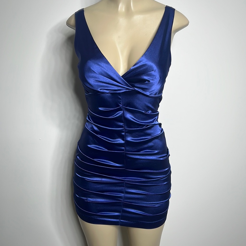 Love Tease size 3 blue satin body-con dress
